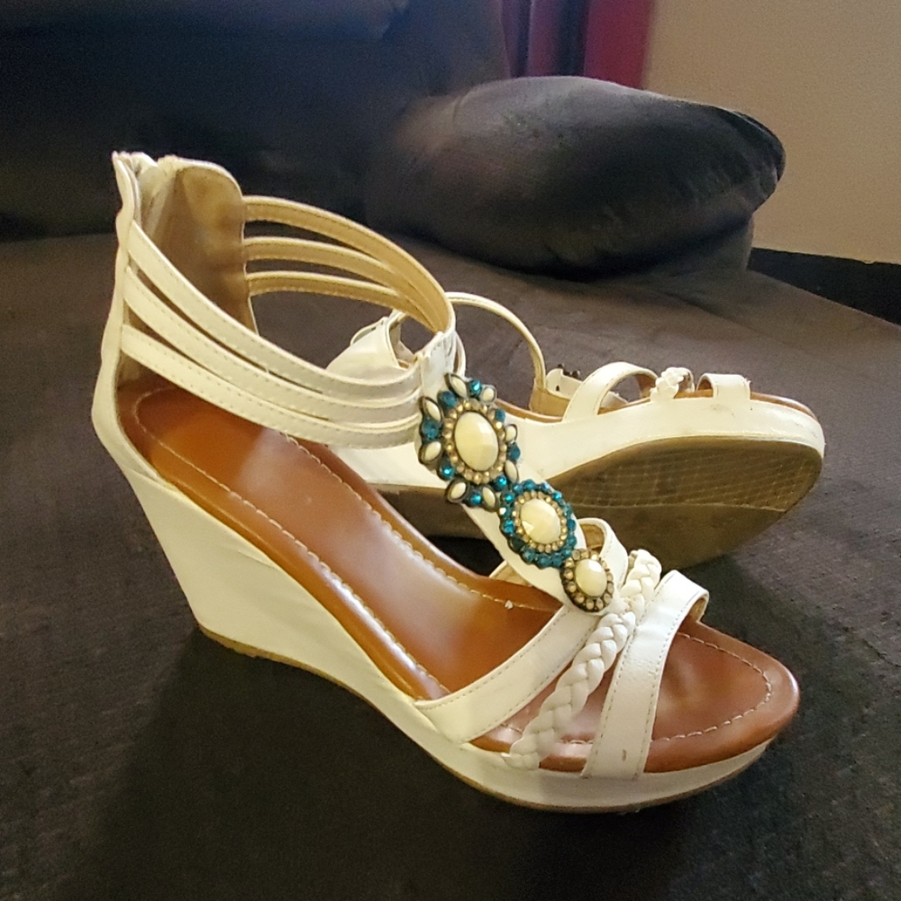Top Moda wedge sandals